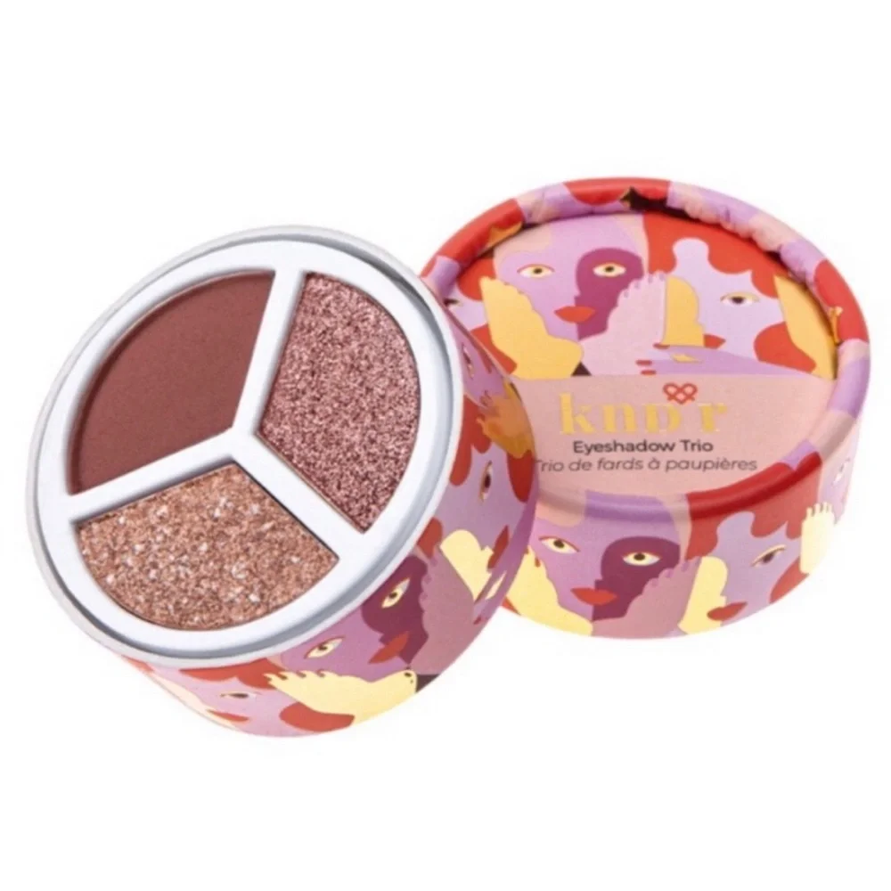 kndr Beauty Eyeshadow Trio in Romantic Rose & The Beauty Crop Mascara Bundle